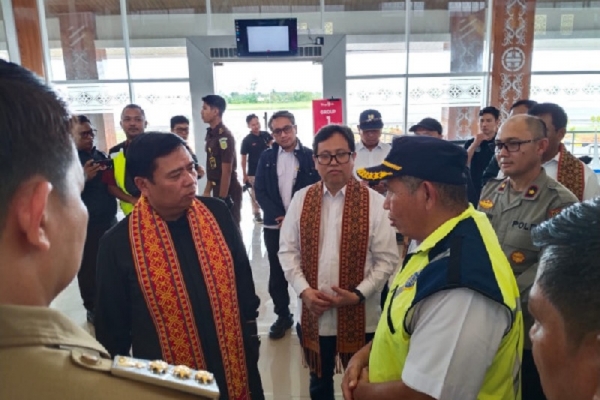 Lasarus Akan Ajak Menhub Resmikan Gedung Terminal Bandara Pangsuma Putussibau