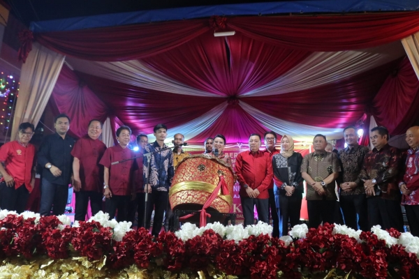 Karolin Tegaskan Imlek dan Puasa Bersamaan, Bukti Toleransi di Kabupaten Landak Terjaga Baik