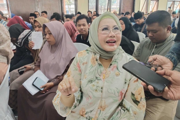 Ina Ammania Sosialisasikan Sertifikat Halal Gratis untuk UMKM di Kabupaten Bondowoso