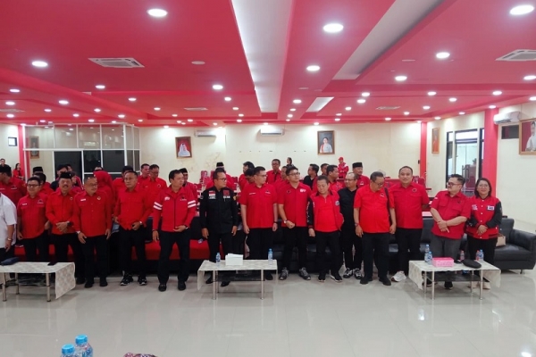 Lasarus: PDI Perjuangan Kalbar Komitmen Perkuat Konsolidasi Hingga Tingkat Ranting