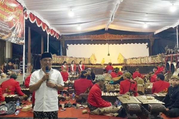 Dukung Para Dalang, Sumanto Komitmen Terus Gelar Pentas Wayang Kulit 