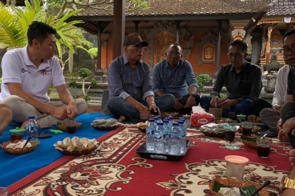 I Wayan Sudirta Beri Penyuluhan Hukum Kepada 10 Kepala Desa di Bangli Agar Tak Terjerat Kasus