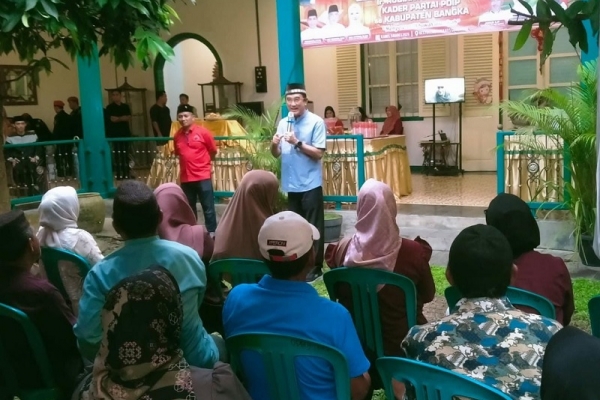 Rudianto Tjen Gelar Pendidikan Politik dan Bukber Bersama Kader PDI Perjuangan & Masyarakat di Sungailiat