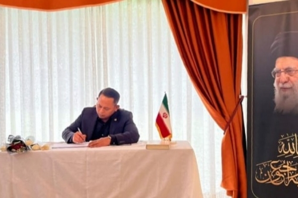 Yulius Setiarto: Bu Mega Pernah Mengingatkan Ayatullah Ali Khamenei Mengagumi Pemikiran Bung Karno