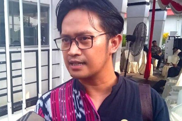 Arjuna Rizki Dorong Perusahaan di Kota Surabaya Segera Cairkan THR