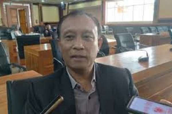 Meninggalnya Perawat RSUD Saat Dinas, Made Slamet Kritisi Kebijakan Pemotongan Jasa Pelayanan