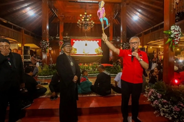 Aria Bima: Tradisi Keraton, Lebaran Tentang Berbagai Keceki dan Memperkuat Ikatan Sosial