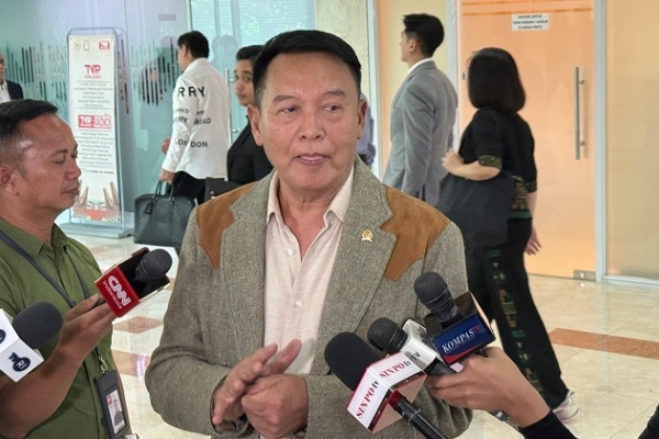 Tiga Prajurit TNI Tewas di Lebanon, TB Hasanuddin Minta Pemerintah Mundur dari Board of Peace 