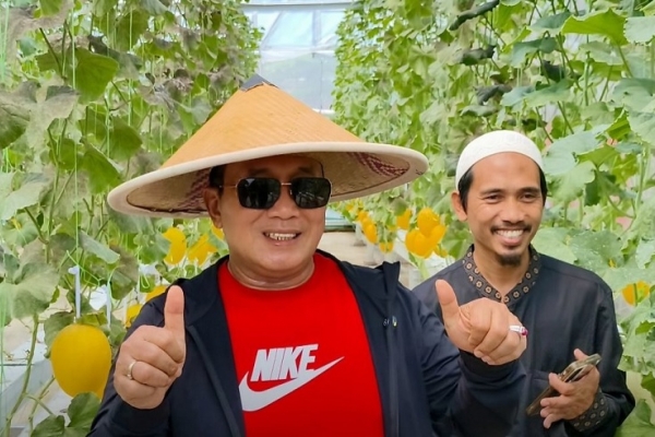 Sujiwo Gandeng Anak Muda Budidayakan Madu Lutut, Ayam Petelur, Burung Puyuh, Maggot Hingga Kelinci dan Lele  