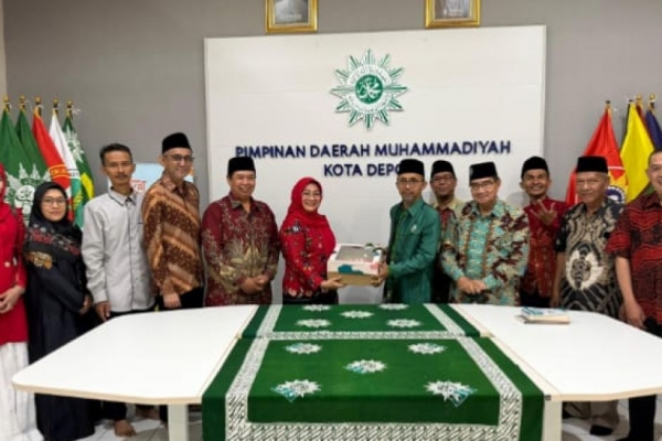 Yuni Pimpin PDI Perjuangan Kunjungan Silaturahmi ke Muhammadiyah Kota Depok 