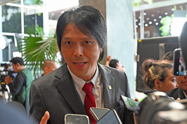 Once Mekel Khawatir Hoaks Media Sosial Serang Generasi Muda