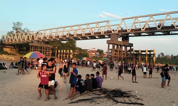Lasarus Tegaskan Kondisi Kemacetan di Kawasan Jembatan Melawi Semakin Memburuk
