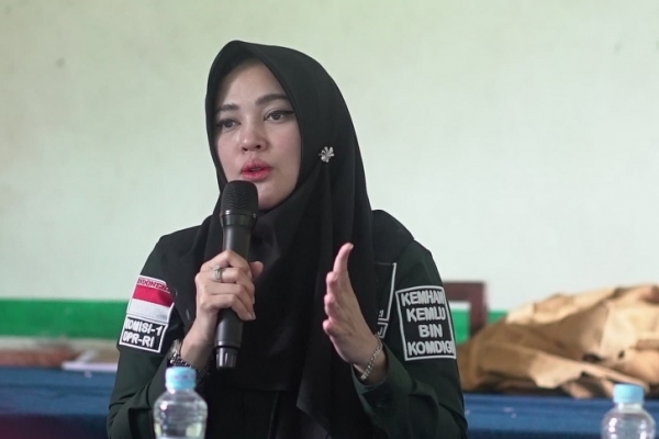 Sarifah Ainun Jariyah Beri Kursi Roda Untuk Ita Agar Lebih Mudah Beraktivitas dan Bahagia