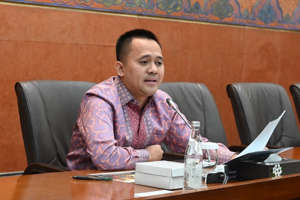 Mufti Anam Cecar Dirut PT Semen Indonesia (SIG) Soal Kinerja: Laba Jauh dari Optimal