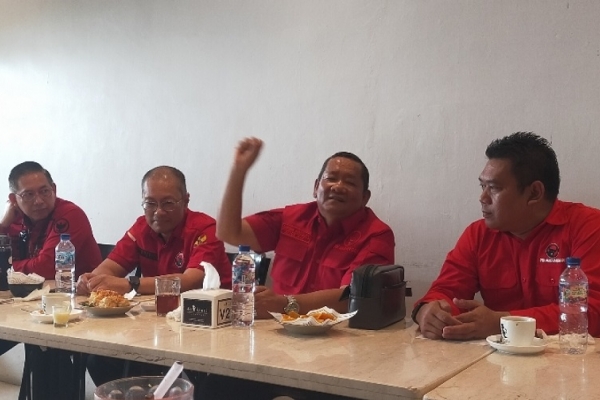 Rapidin Simbolon Tegaskan Kader Banteng Sumut Tidak Boleh Terlibat Dalam Program MBG