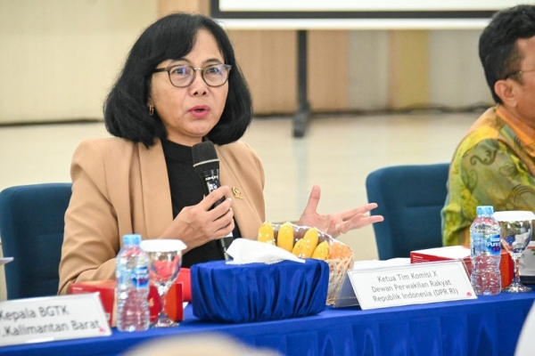 MY Esti Minta UI Tindak Tegas Kepada 16 Mahasiswa Pelaku Pelecehan Seksual 