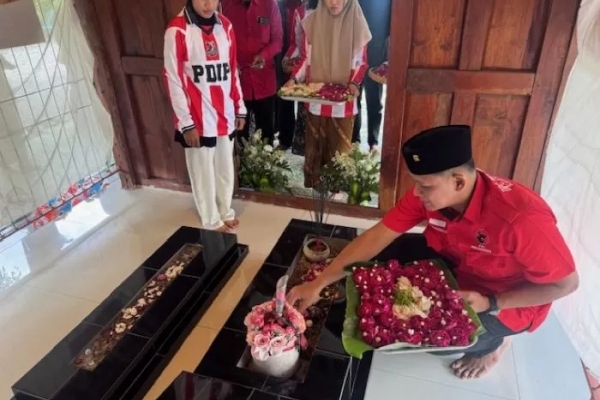 Peringati Hari Kartini, Banteng Kabupaten Sleman Napak Tilas Perjuangan Tokoh Perempuan di Makam Putri Champa