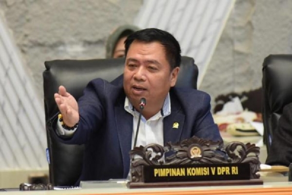 Lasarus Terima Aspirasi DPRD Sanggau Soal Segudang Persoalan Infrastruktur 