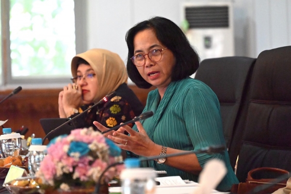 MY Esti Temukan Sejumlah Persoalan  Mendasar Pada Sektor Pendidikan di Kabupaten Karimun