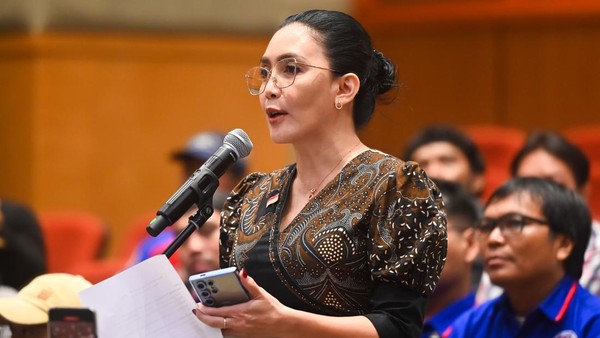 Rieke Diah Pitaloka Dorong Perbaikan Tata Kelola Perkeretaapian Nasional
