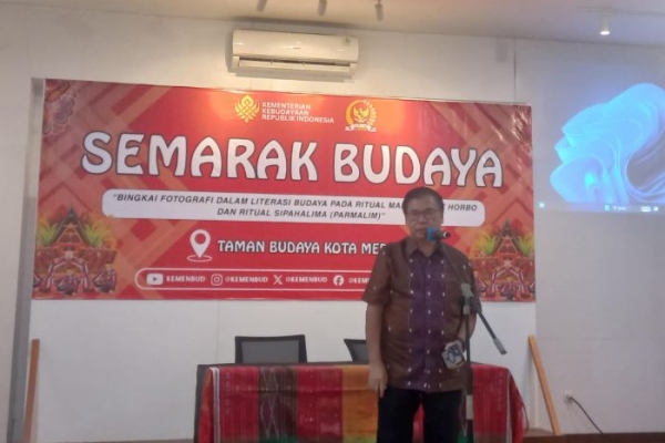 Sofyan Tan Ajak Generasi Muda Lestarikan Budaya Lewat Fotografi dan Literasi