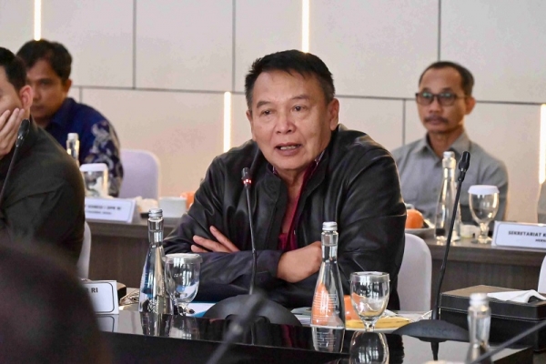 TB Hasanuddin: Pembubaran Nobar Film 'Pesta Babi' Berpotensi Langgar Konstitusi dan Tugas Pokok TNI