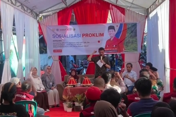 Bangun Ketahanan Tingkat Lokal, Andi Ridwan Wittiri Dorong Penguatan Program Kampung Iklim