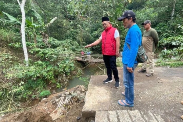 Ratusan Jiwa Terisolasi Akibat Jembatan Putus, Wibowo Prasetyo Desak Percepatan Akses