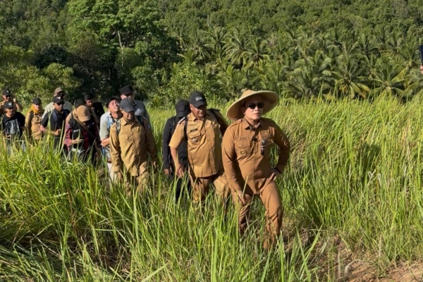 Peringati Hari Lahir Pancasila, Sujiwo Ajak Masyarakat Giatkan Menanam Pohon 