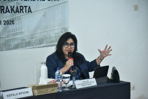 Sebut Fasilitas Mewah tapi Minim Mahasiswa, Evita Nursanty Desak Akademi Tekstil Surakarta Berinovasi