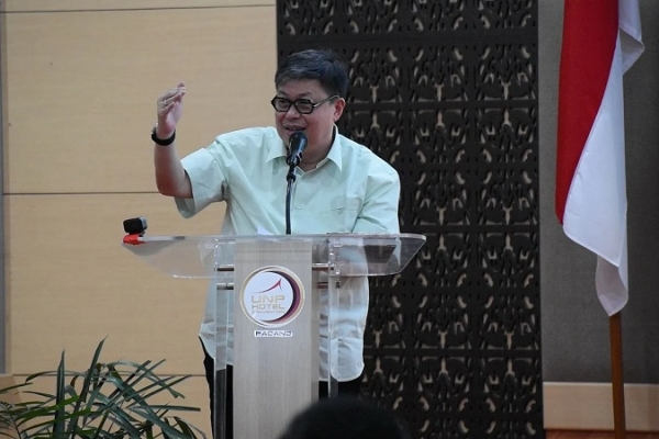 Alex Indra Lukman: Kelola Dana Stimulus KBR Secara Jujur, Transparan, Penuh Tanggung Jawab