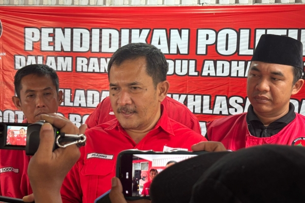 Kurban 5 Sapi & 5 Kambing, DPC PDI Perjuangan Yogyakarta Berbagi Daging Kurban di Idul Adha 1447 H
