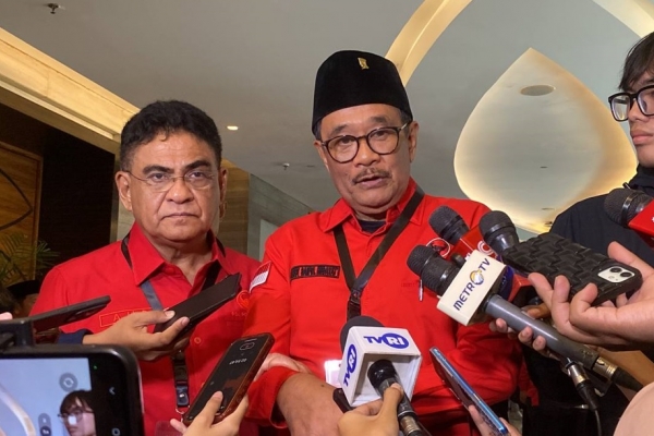 Sebut Koperasi Merah Putih 'Top-Down', Djarot: Kasihan Pemerintah Daerah Diwajibkan Bikin Gerai