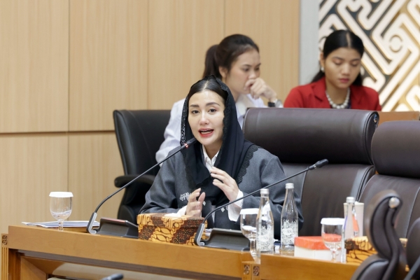 Novita Hardini ke Menpar: Jangan Hanya Puas Devisa Organik, Dongkrak Konektivitas Udara & Atasi 'Mandek' Lahan Wisata