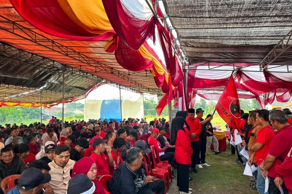 Perkuat Akar Rumput, Ketua DPC Madsuri Bersama Sarifah Konsolidasi 700 Kader PDI Perjuangan di Kabupaten Serang