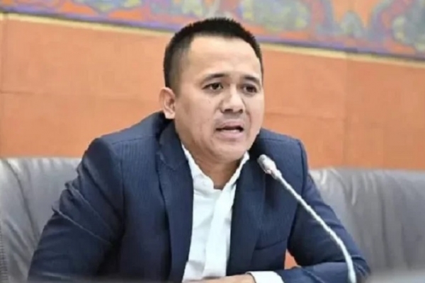 Mufti Anam Kecam Kenaikan Harga BBM Tanpa Komunikasi yang Memadai ke Publik dan DPR