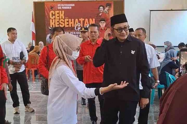 Ratusan Warga Kaligesing Serbu Layanan Kesehatan dan Makan Gratis PDI Perjuangan