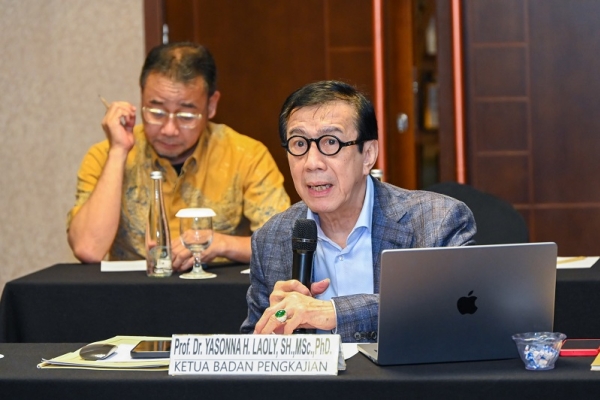 Yasonna Laoly Desak Negara Tindak Keras Tanpa Kompromi Judi Online dan Teror Pinjol