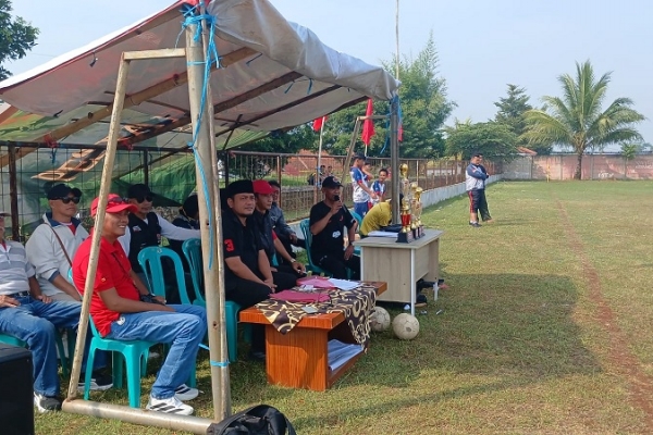 PAC PDI Perjuangan Kecamatan Cipatat Gelar Turnamen U17, Fajar Taufik: Pererat Silaturahmi dan Cari Bibit Baru