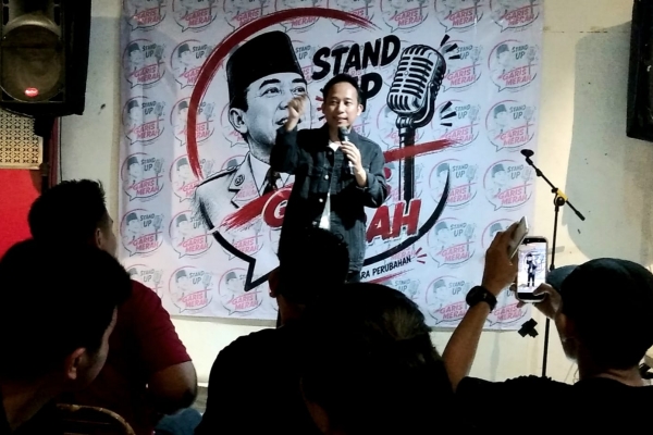 Denny Cagur Tegaskan Kritik Sosial Lewat Komedi Adalah Hak Konstitusional
