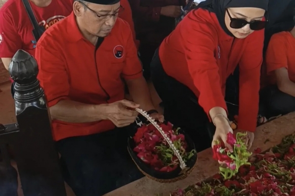 DPC PDI Perjuangan Kota Malang Ziarah dan Napak Tilas ke Makam Bung Karno