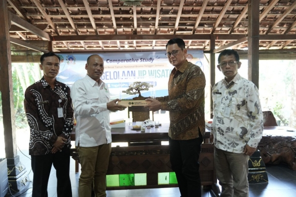 Jadi Percontohan Nasional, Tata Kelola Jip Wisata Merapi Dilirik Pengelola TN Tenger Semeru