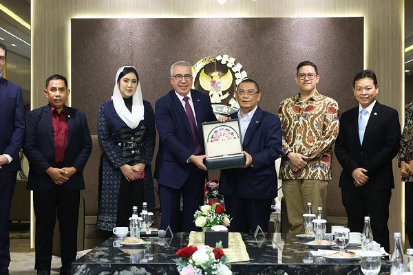 Utut Adianto Sambut Baik Tawaran 50 Beasiswa Pemerintah Maroko Untuk Studi Bahasa Arab dan Sejarah