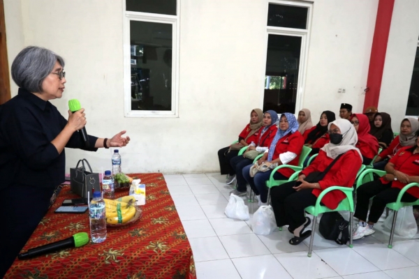 Indah Kurnia Ajak Masyarakat Surabaya & Sidoarjo Berperan Aktif dalam Pembangunan Nasional