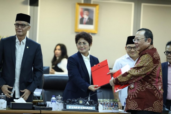 Mercy Barends Dorong RUU Daerah Kepulauan Akhiri Ketimpangan Selama Puluhan Tahun