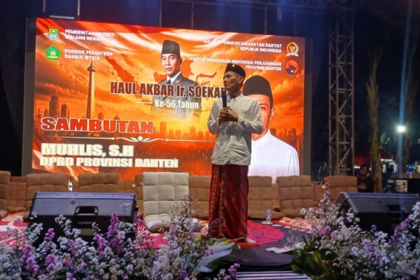 Sebut Bung Karno Seorang Santri, Ade Sumardi: Beliau Kerap Minta Pandangan Ulama