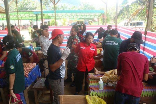 Karolin Pastikan Program Sunat Massal Gratis di Landak Terus Digelar Setiap Tahun