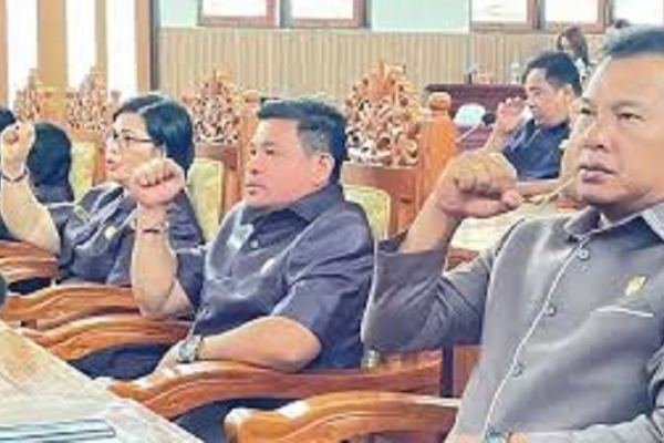 Fraksi PDI Perjuangan Imbau Warga Gunung Mas Tingkatkan Kewaspadaan Terhadap Cuaca Ekstrem 