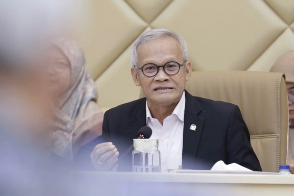 TKD 2027 Turun, Aria Bima Minta Gaji PPPK, PPPK Paruh Waktu Guru Hingga Nakes Ditanggung APBN