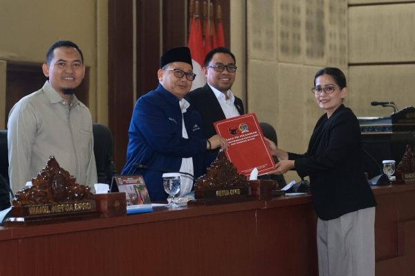 Jamin Pekerja Rentan, Fraksi PDI Perjuangan Tangsel Dorong Raperda Jamsostek Naik Kelas
